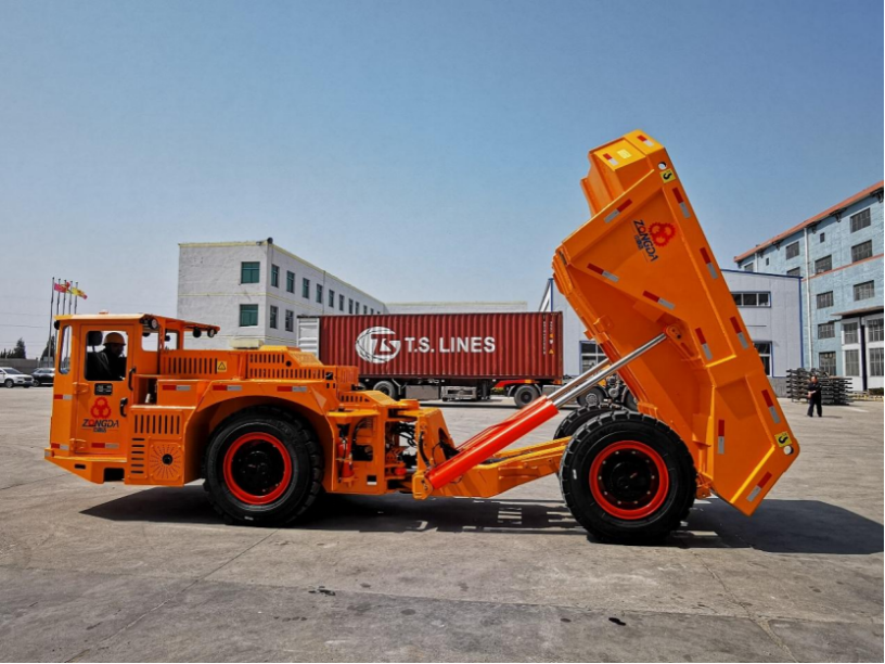 Underground Mining Truck