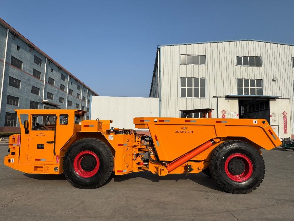 ZDT210 شاحنة التعدين تحت الأرض الثقيلة شاحنة التفريغ تحت الأرض الفعالة لنقل المواد لموقع المناجم