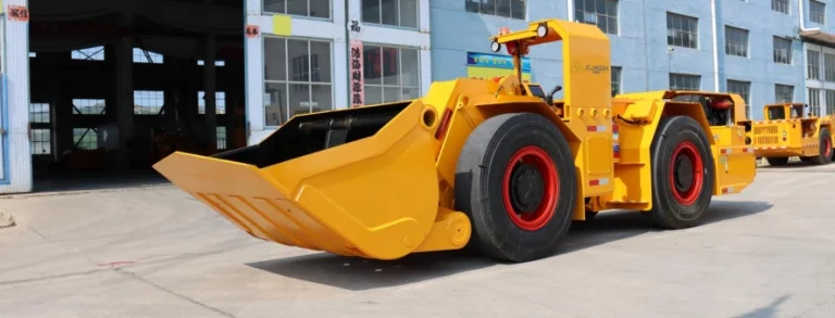 image1 Underground Mining Loader